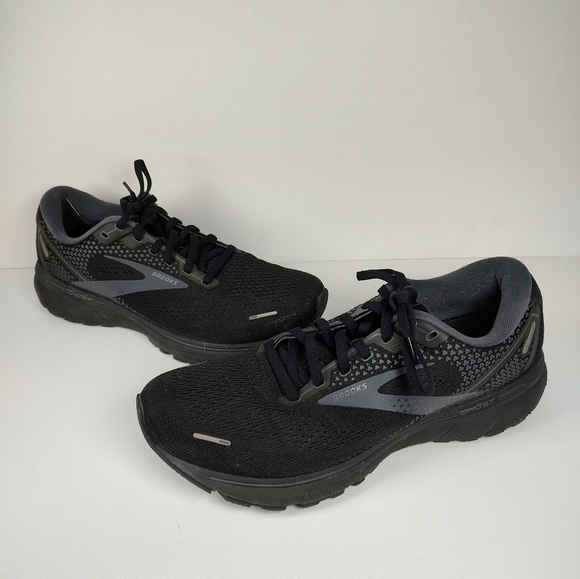 Brooks Other - Mens brooks size 11.5 Ghost 14